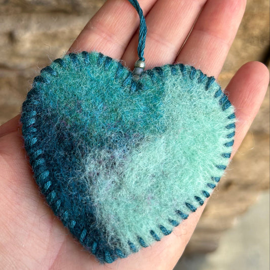 Beginner Wool Felting Kit | Make Felted Hearts